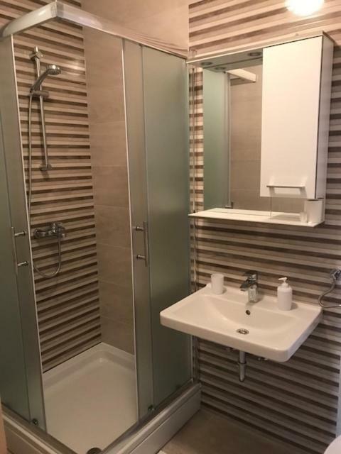 Apartmani Ruza Makarska Luaran gambar